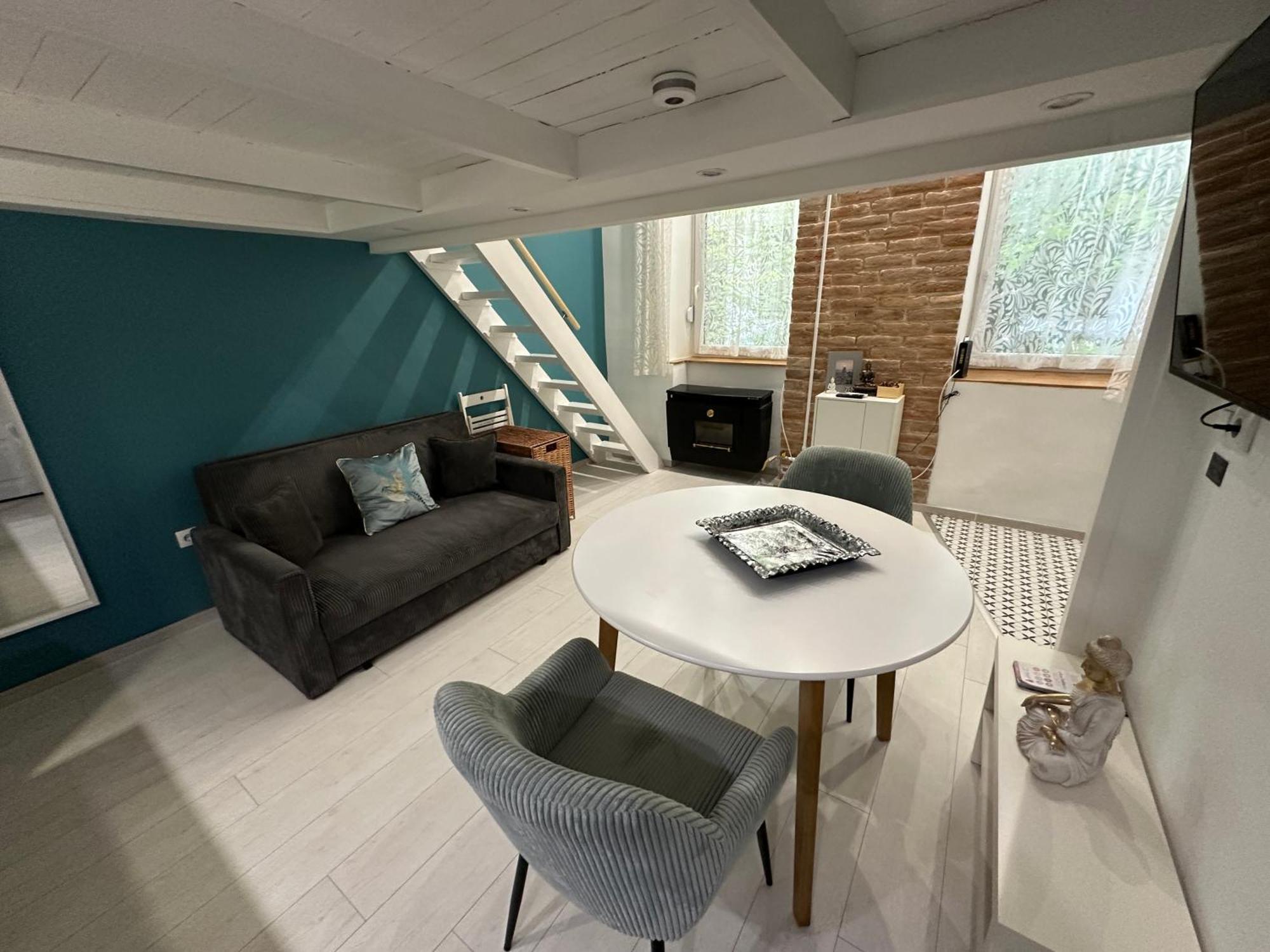 Zen Apartment *
